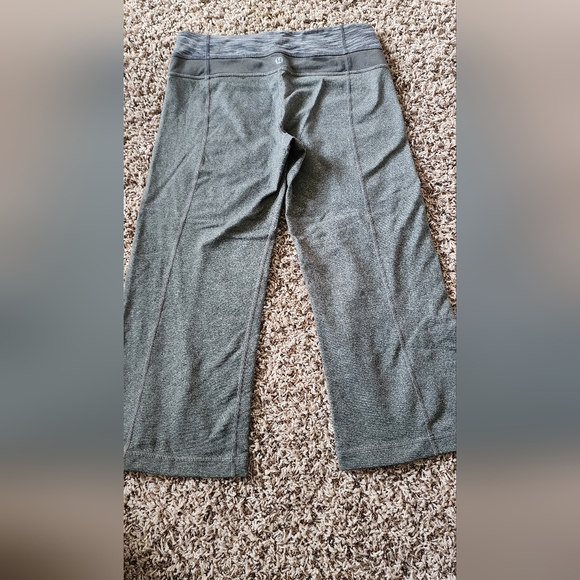 Lululemon Athletica Capri Pants - Picture 7 of 7